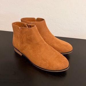 Cat & Jack Girl's Penelope Zipper Booties - Cognac